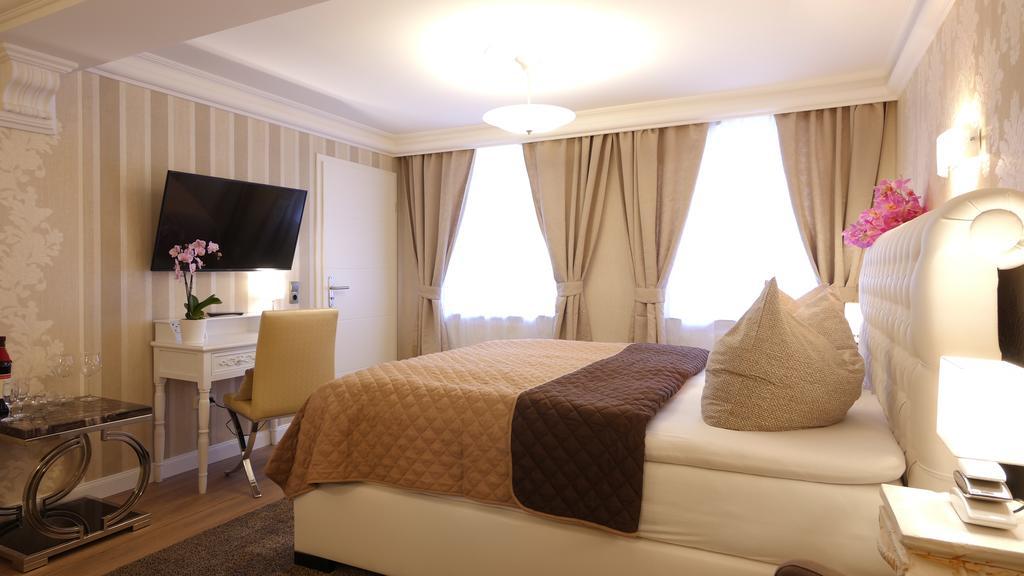 Querfurter Hof Hotel Екстериор снимка