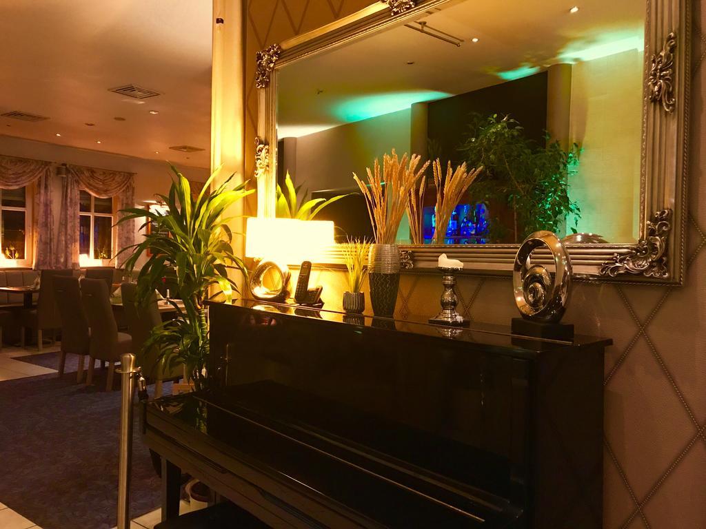Querfurter Hof Hotel Екстериор снимка